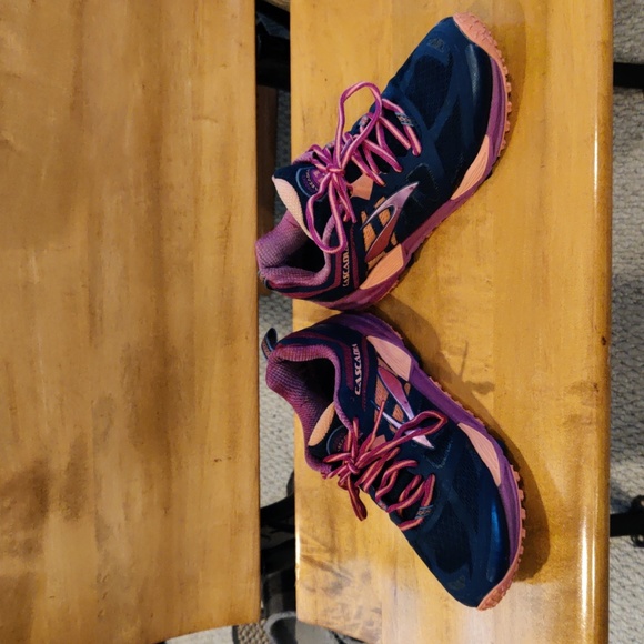 Brooks Cascadia 11 womens trail running shoes size 9 - Picture 3 of 14